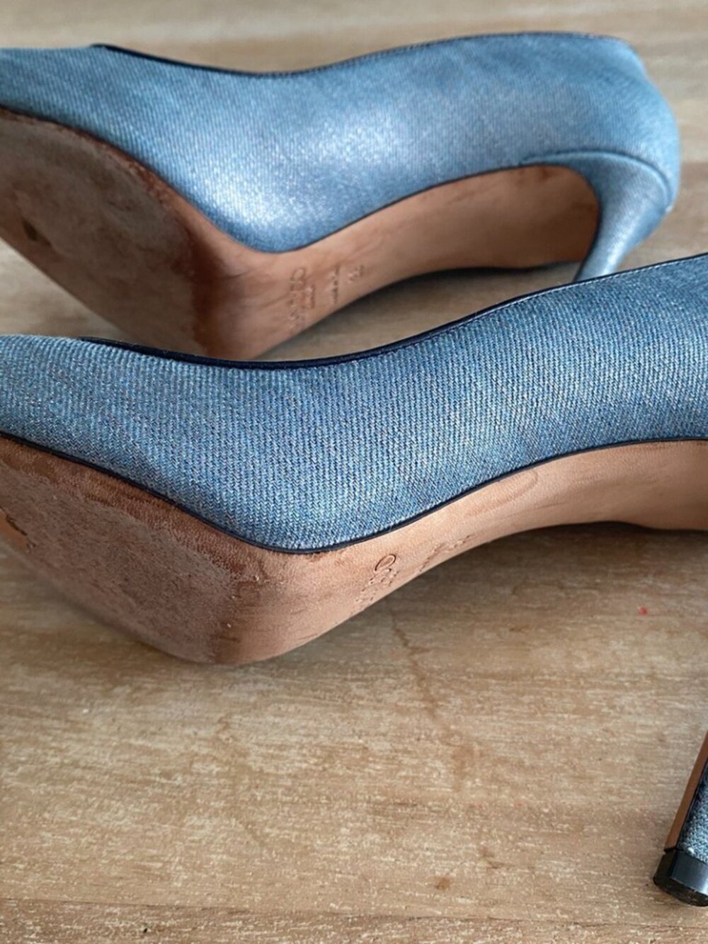 Jimmy Choo Shoes 'Romy' Washed Denim - Picture 5 of 6